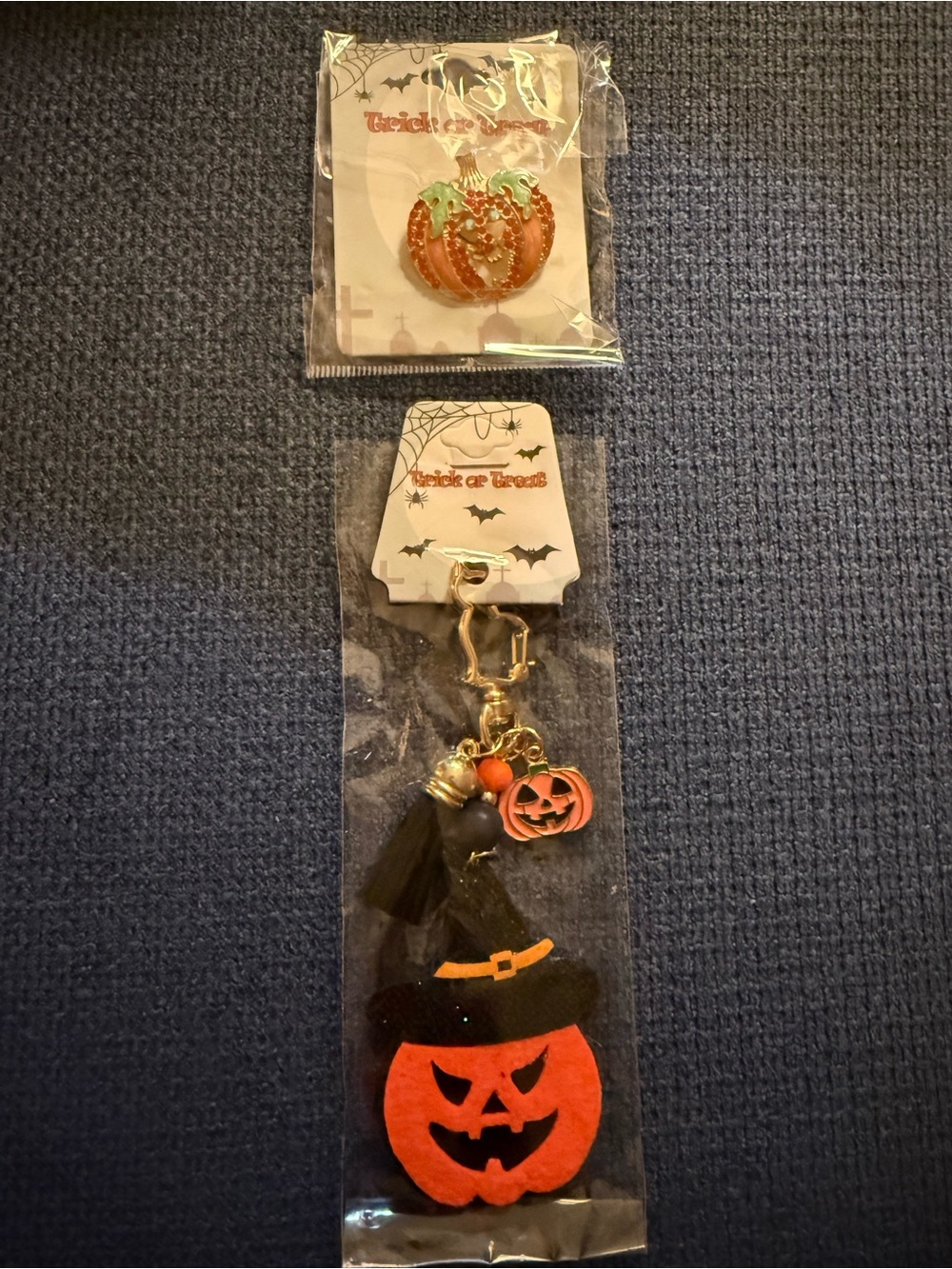 Halloween Pumpkin Keychain w/Tassel and Brooch Pin Set - NIP